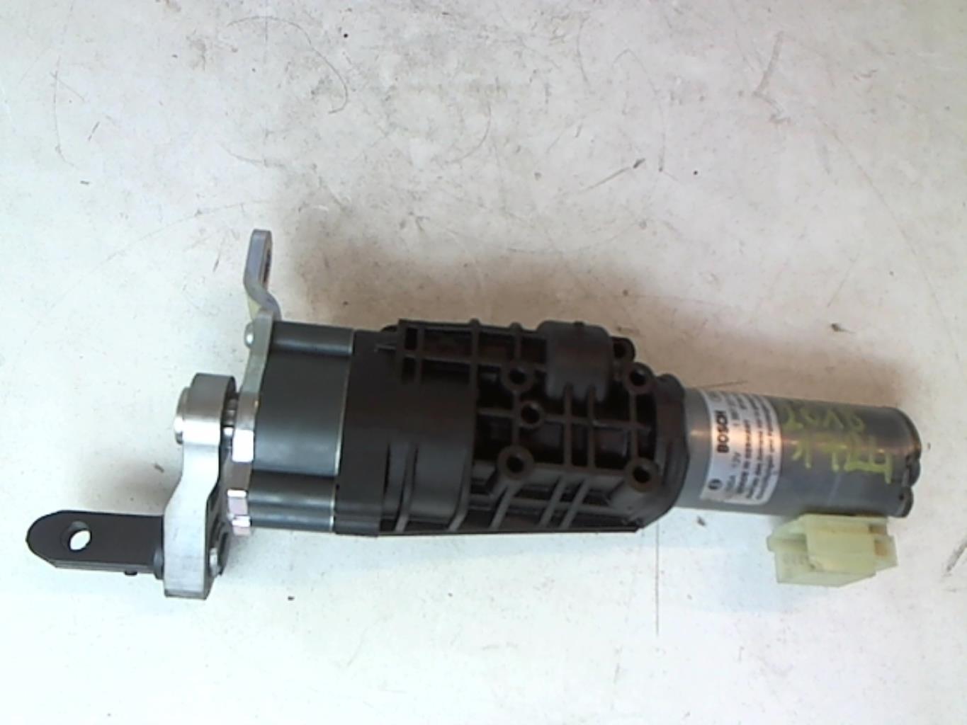 Moteur ouverture de Coffre/Malle/Hayon