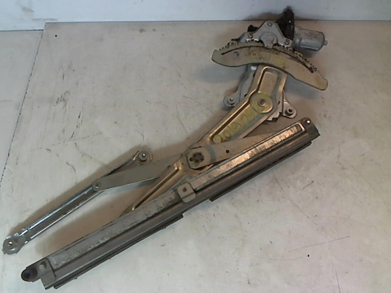 Leve vitre electrique avant gauche