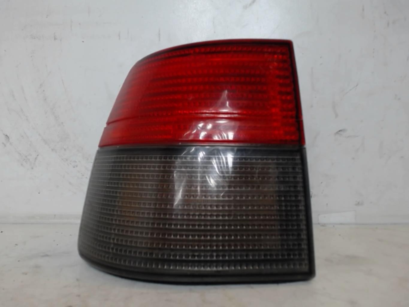 Fanale posteriore principale sinistro (luci)