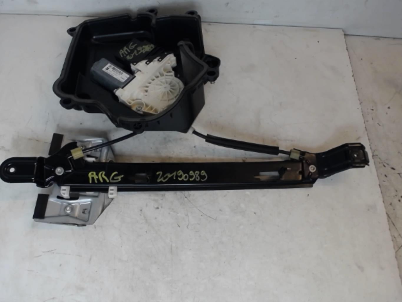 Leve vitre electrique arriere gauche