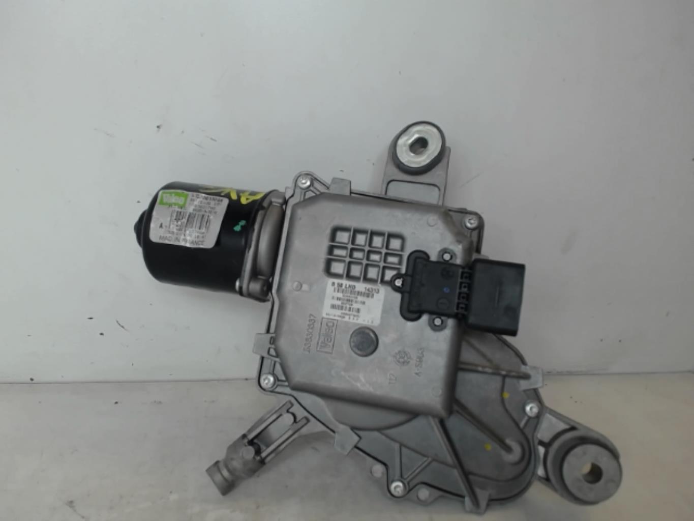 Moteur essuie glace avant