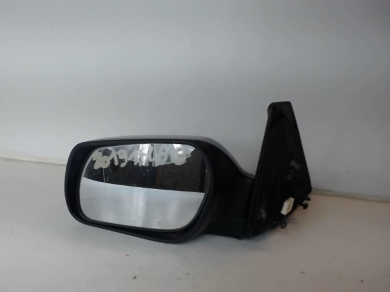 Retrovisor izquierdo