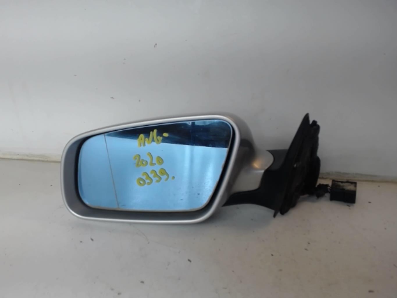 Retrovisor izquierdo