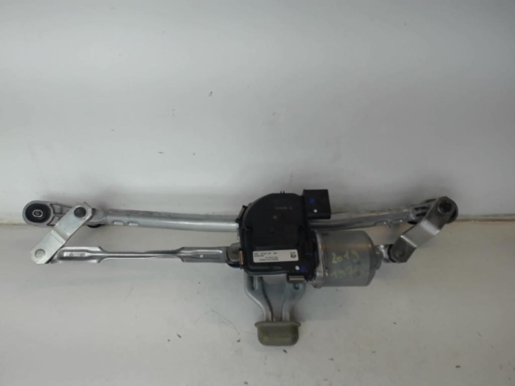 Moteur essuie glace avant