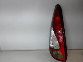 Fanale posteriore principale sinistro (luci)