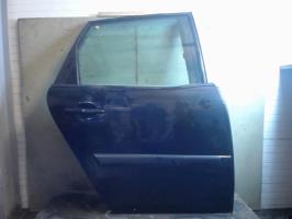 Puerta trasera derecha