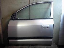 Porte avant gauche