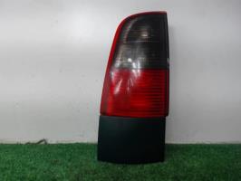 Fanale posteriore principale sinistro (luci)