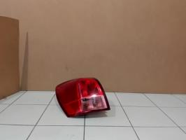 Fanale posteriore principale sinistro (luci)
