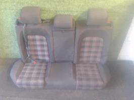 Banquette arriere