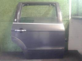 Puerta trasera derecha