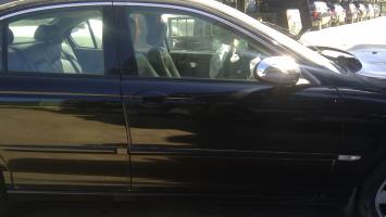 Porte avant droit