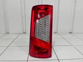 Fanale posteriore principale sinistro (luci)