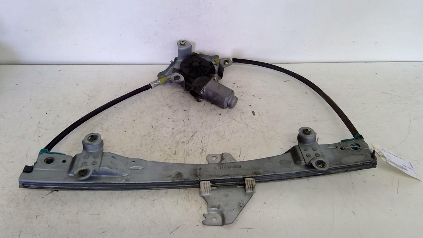 Elevalunas eléctrico delantero izquierdo
