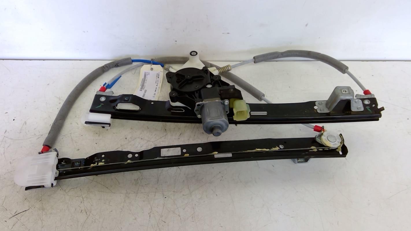 Leve vitre electrique avant droit