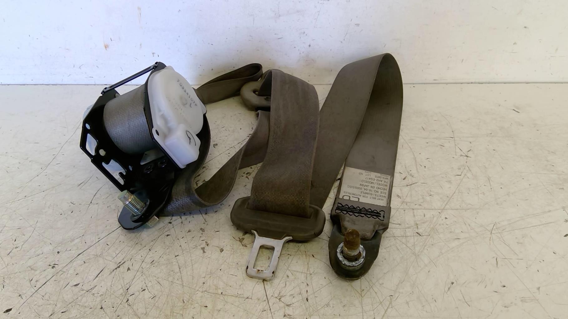 Ceinture avant gauche