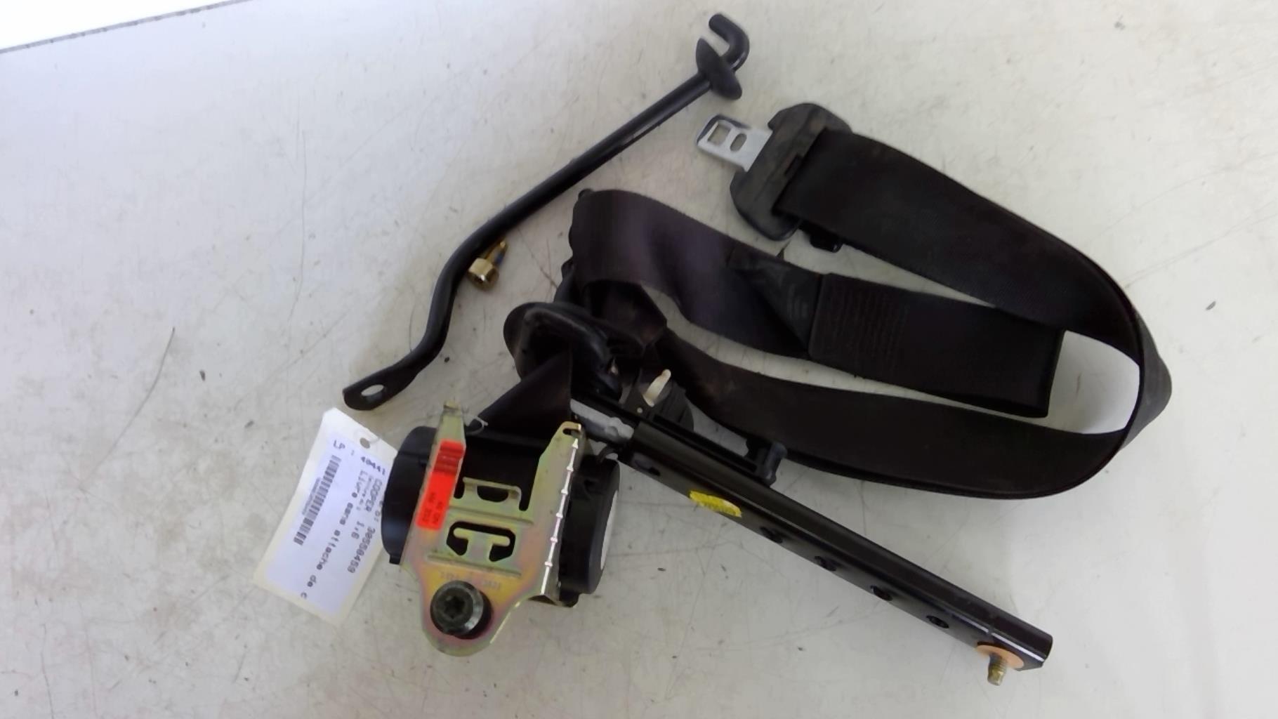 Ceinture avant droit