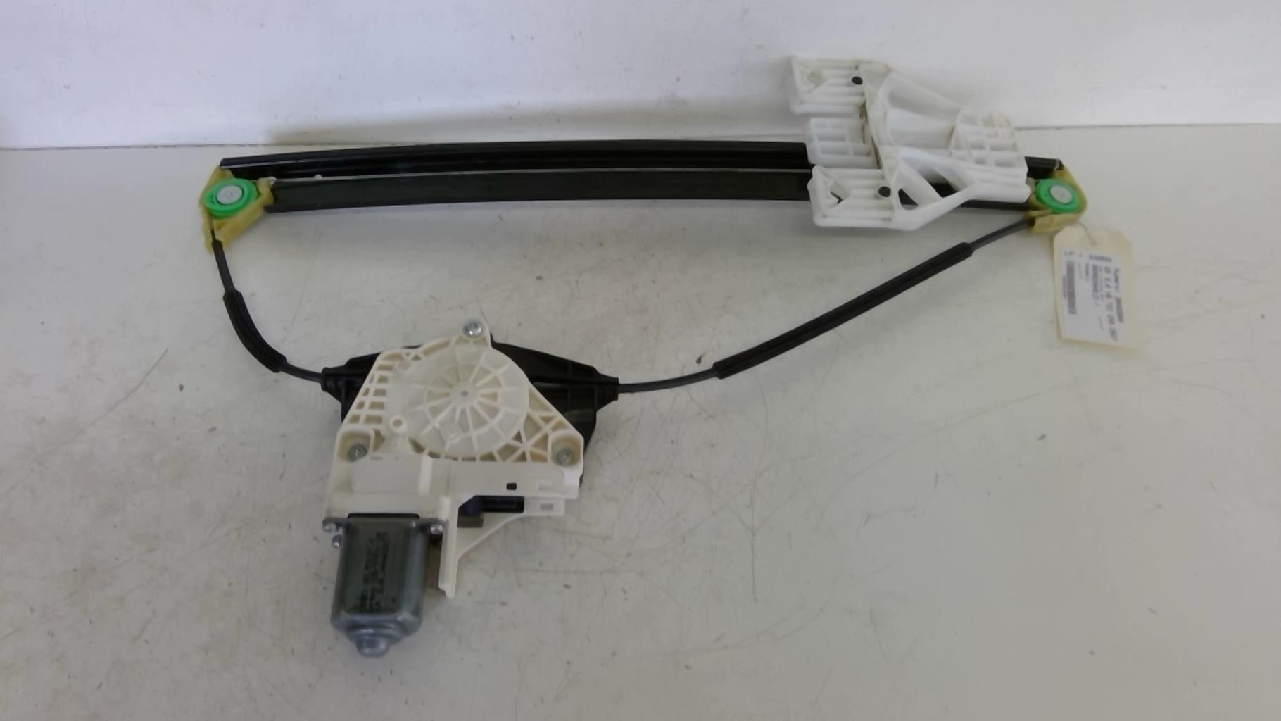 Leve vitre electrique arriere gauche