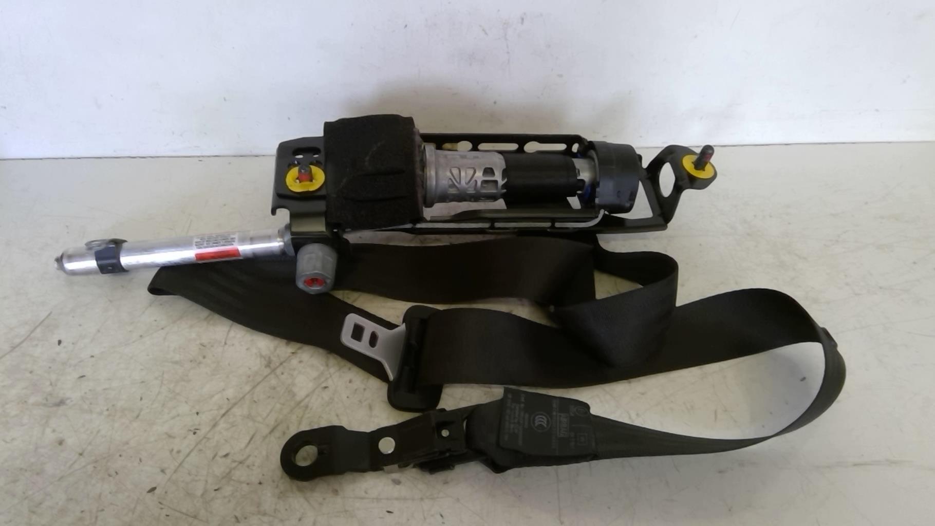 Ceinture avant droit