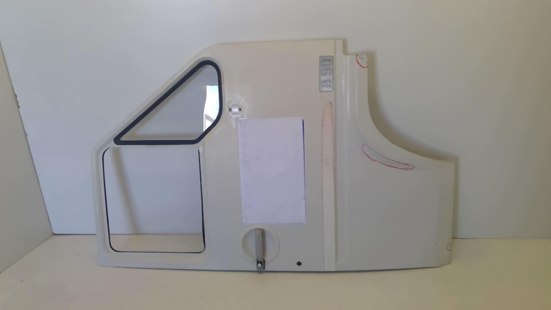 Porte avant droit