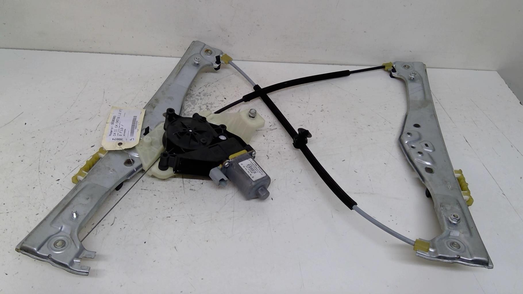 Leve vitre electrique avant droit
