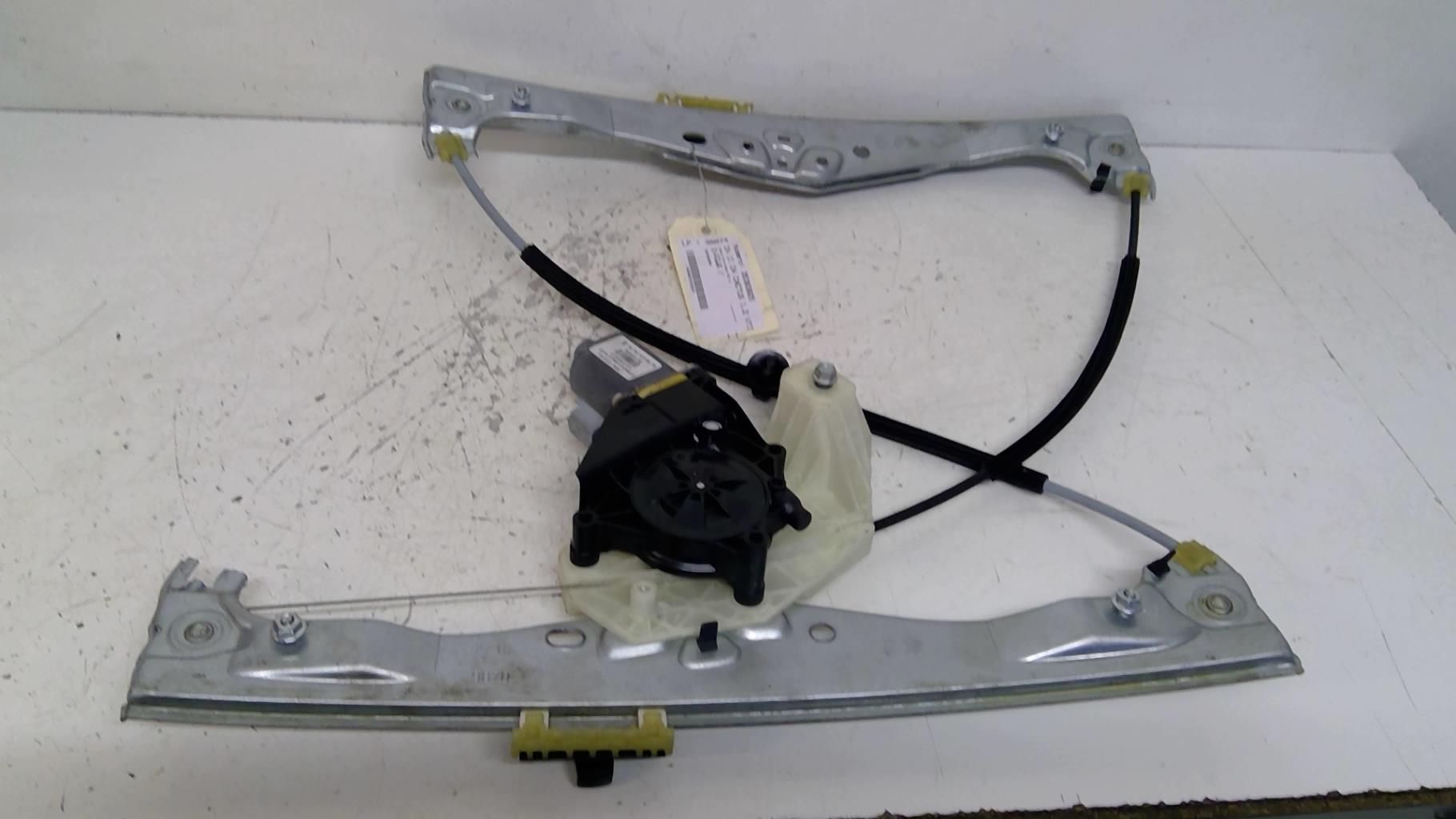 Leve vitre electrique avant gauche