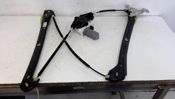 Leve vitre electrique avant droit