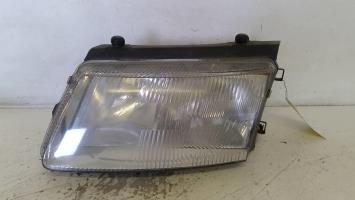 Gruppo ottico anteriore principale sinistro (luci)(faro)