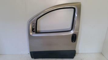 Porte avant gauche