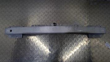 Renfort pare choc avant (traverse)
