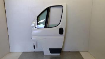 Porte avant gauche