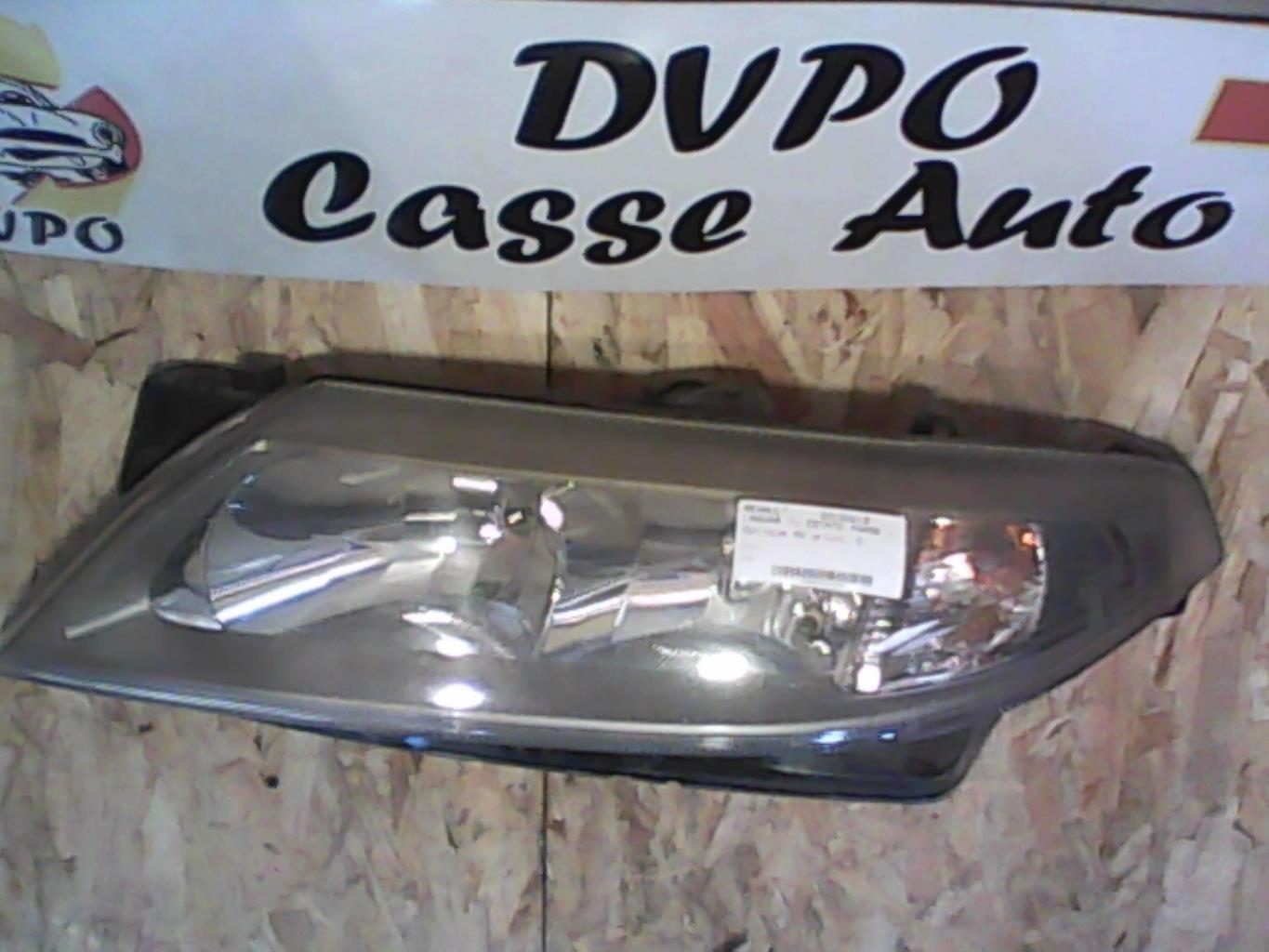 Gruppo ottico anteriore principale sinistro (luci)(faro)