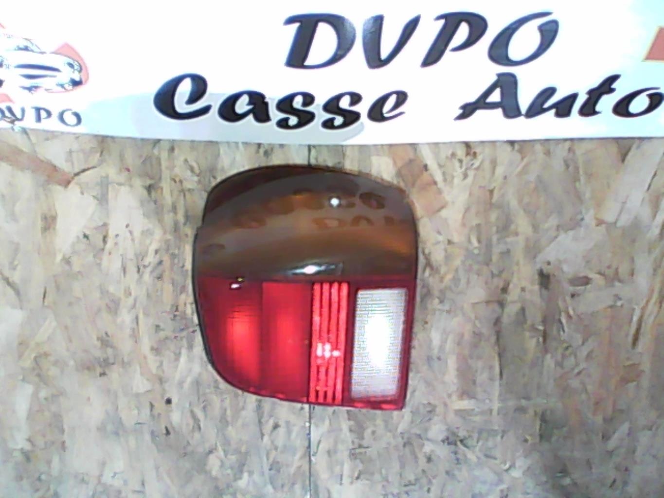 Fanale posteriore principale destro (luci)