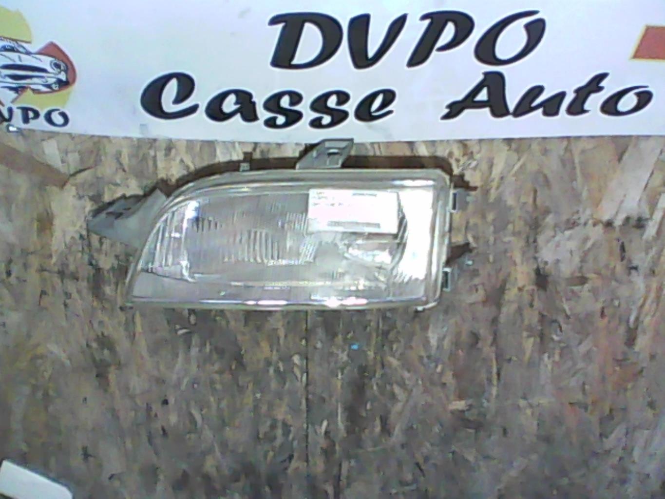 Gruppo ottico anteriore principale sinistro (luci)(faro)