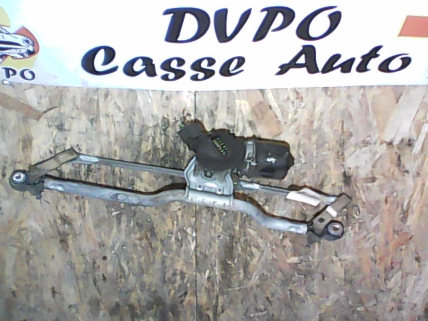 Motore tergicristallo anteriore