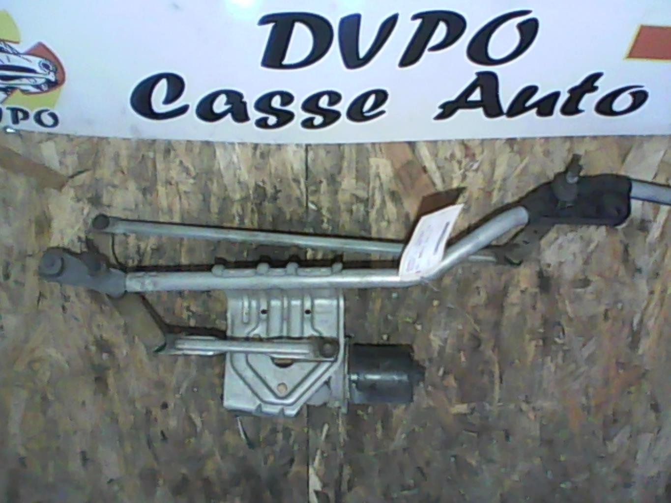 Motore tergicristallo anteriore