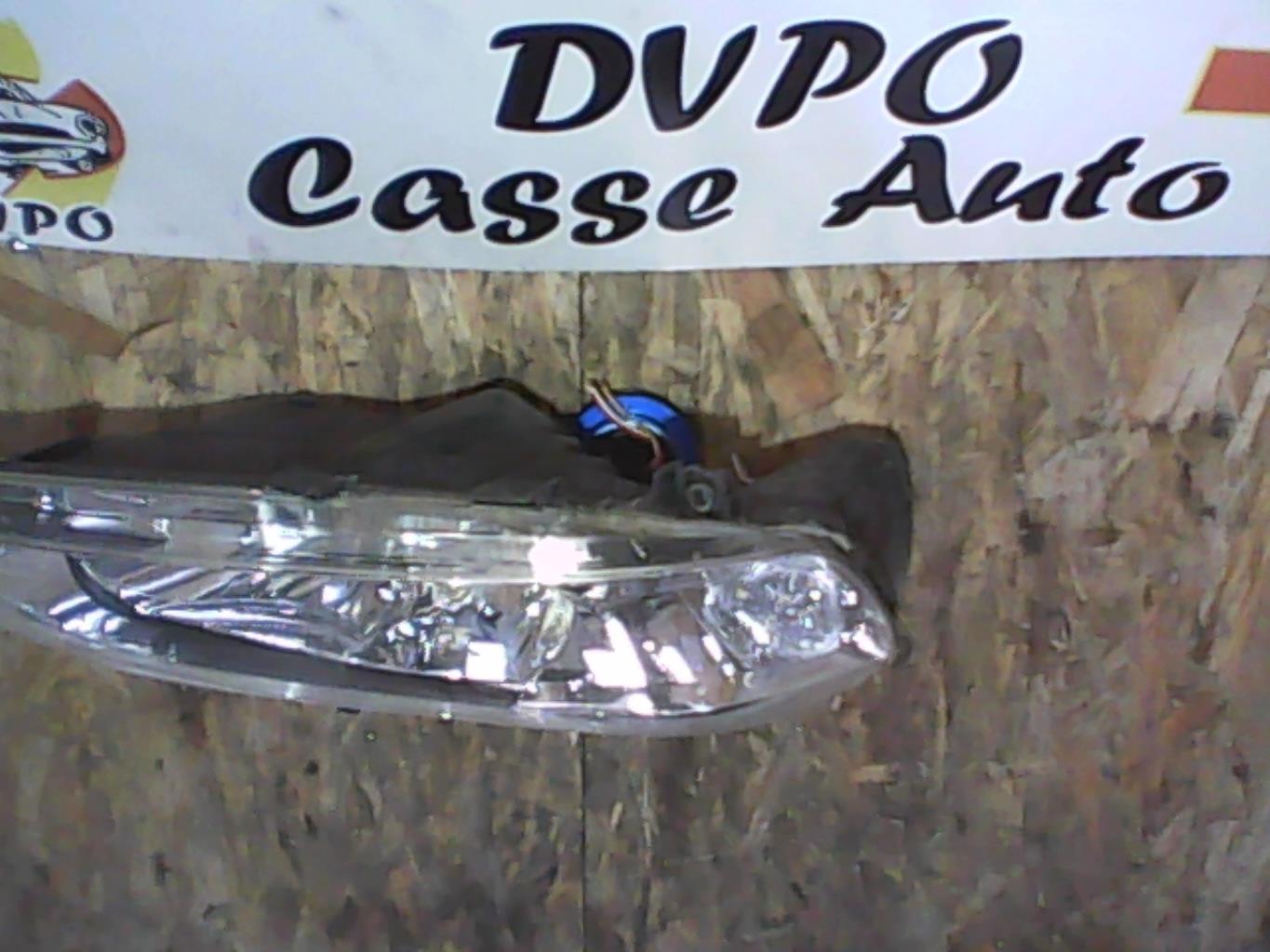Gruppo ottico anteriore principale destro (luci)(faro)