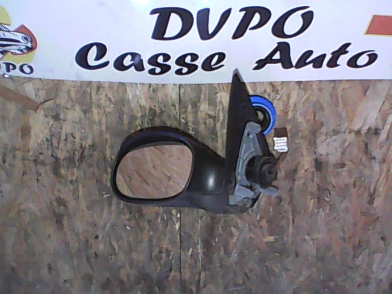 Specchietto retrovisore sinistro