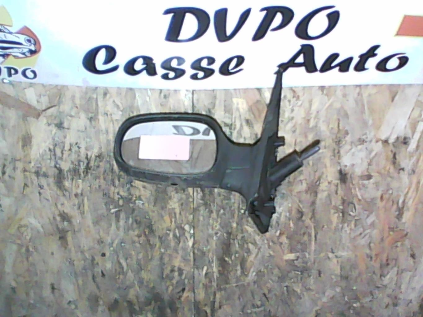 Retrovisor izquierdo
