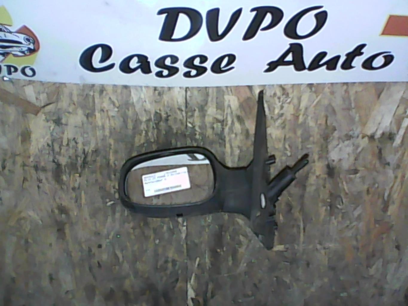 Specchietto retrovisore sinistro