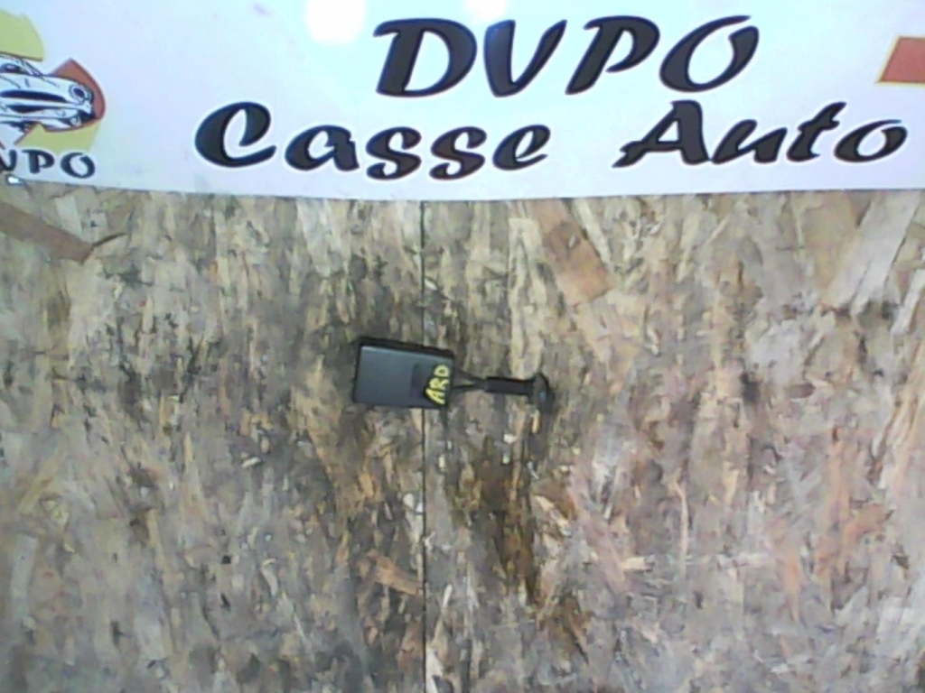Aggancio cintura sicurezza posteriore destro