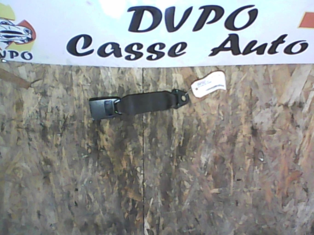 Aggancio cintura sicurezza posteriore destro PEUGEOT 206 PHASE 1 BREAK Diésel - 1