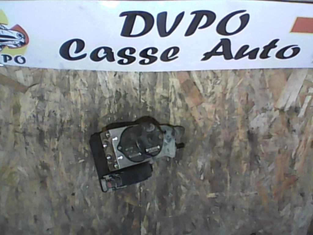 Bloc ABS (freins anti-blocage)