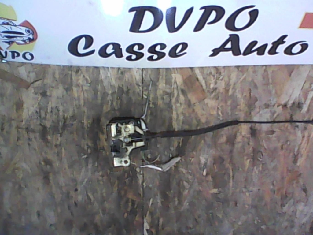 Fermeture centralisee avant gauche RENAULT CLIO 2 PHASE 2 Essence - 1