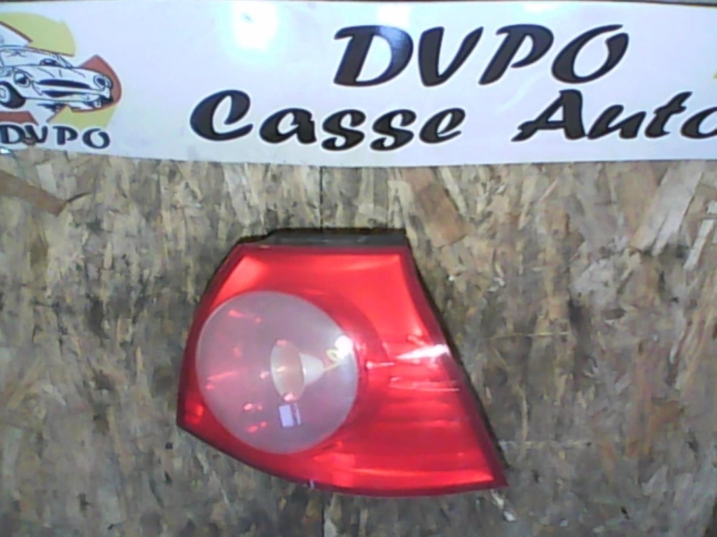 Fanale posteriore principale sinistro (luci)