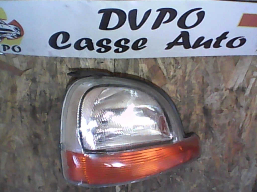Gruppo ottico anteriore principale destro (luci)(faro)