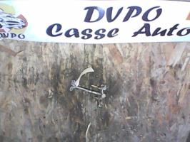 Arresto portiera posteriore destra