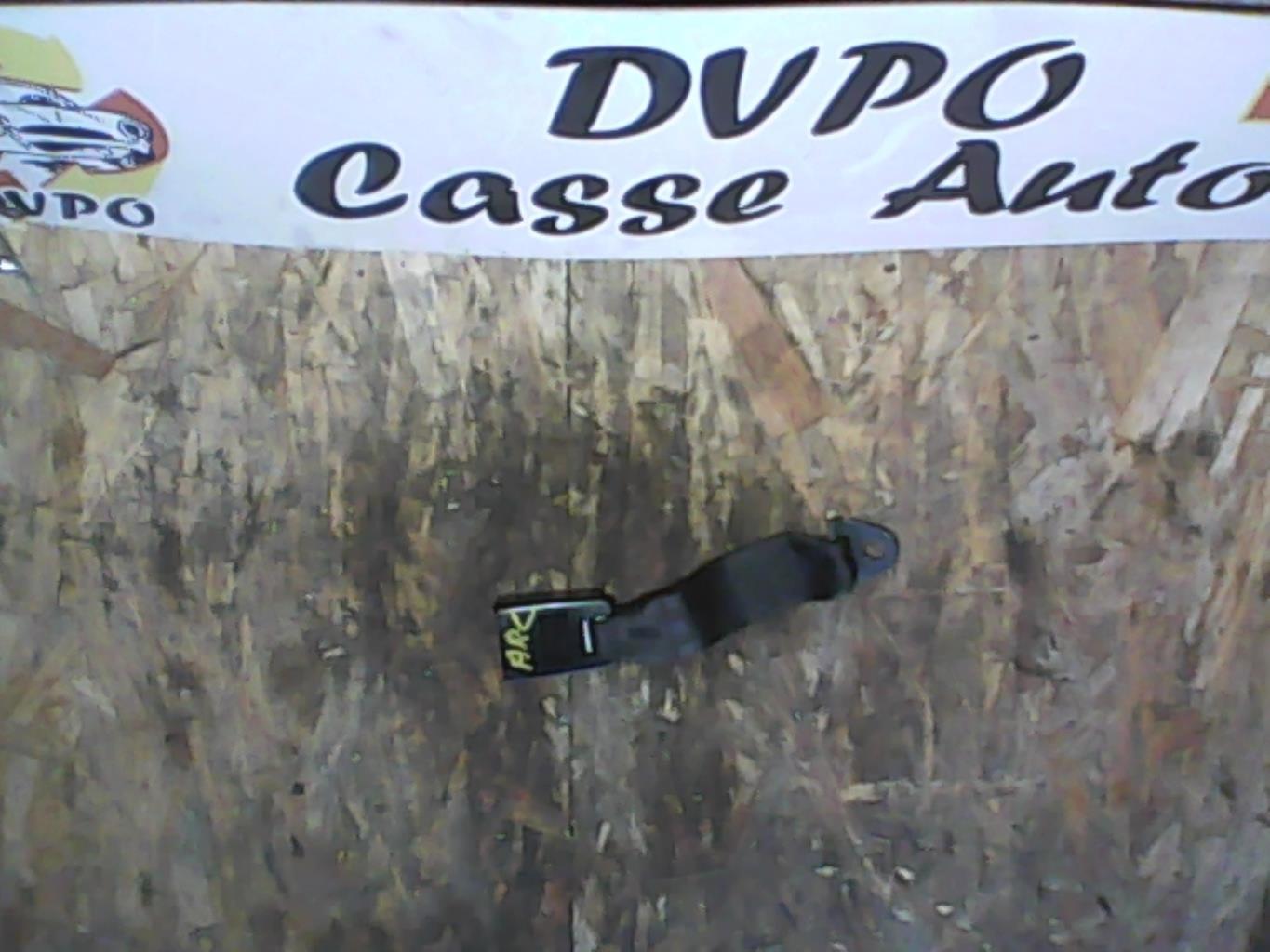 Aggancio cintura sicurezza posteriore centrale