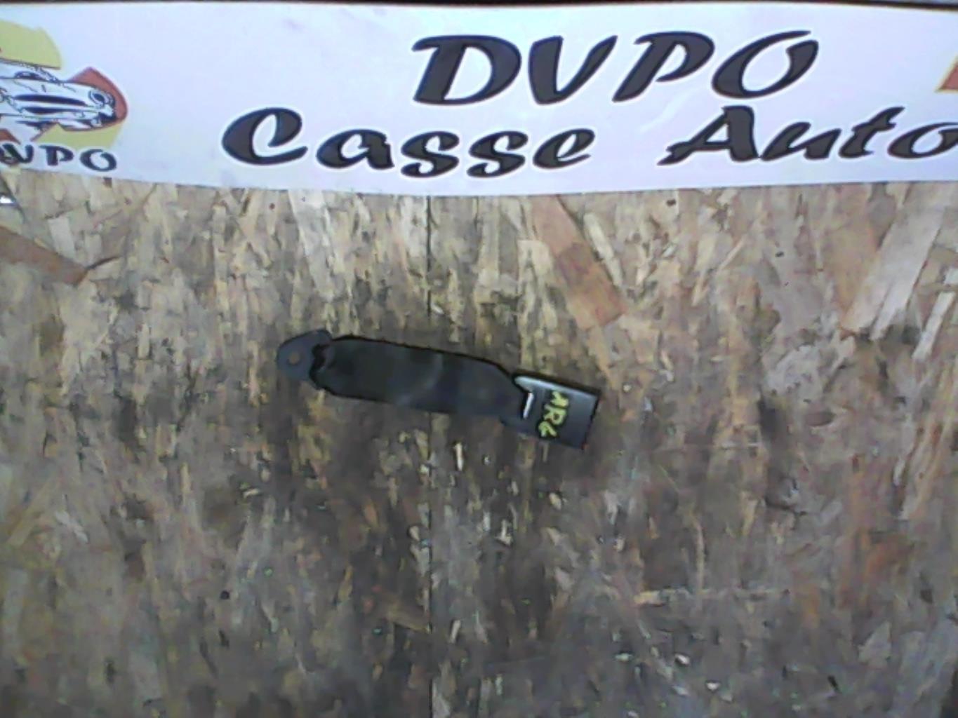Aggancio cintura sicurezza posteriore sinistro