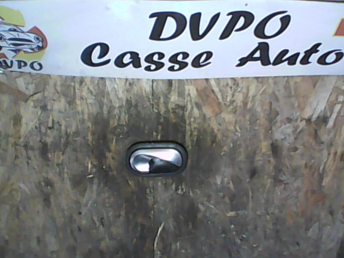 Poignee interieur avant droit